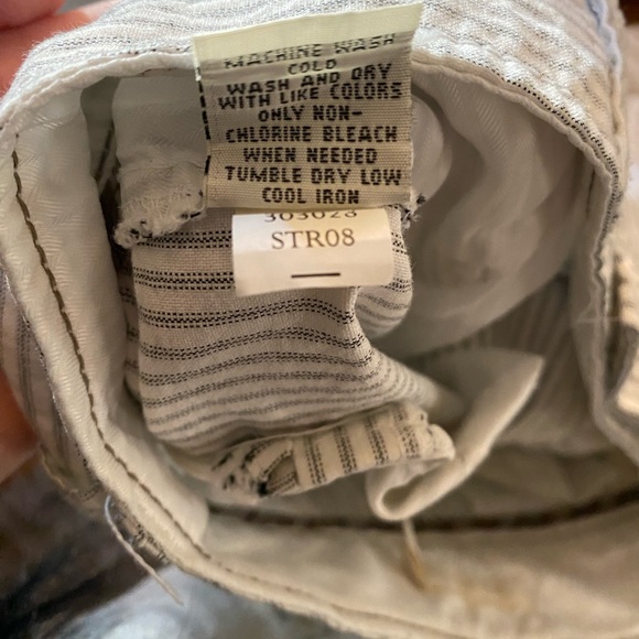 Old Navy Low Rise Flare White Pinstriped Trousers - Picture 8 of 8